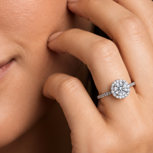 30418 halo diamond ring