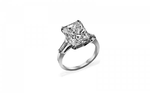 ladies-radiant-cut-diamond-ring-with-tapered-baguette-diamonds-radiant-discovery
