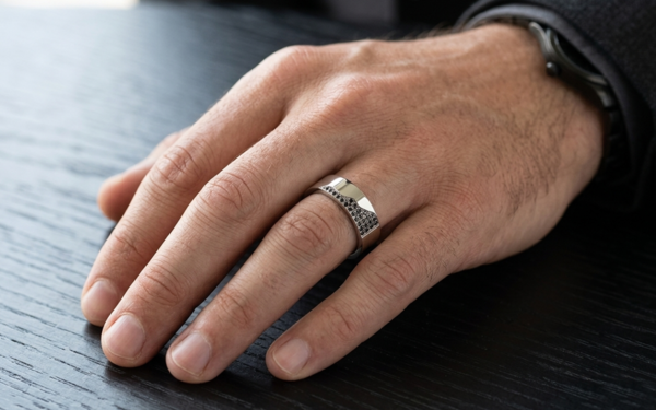 black diamonds mens ring 28918 on model