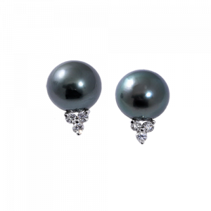 Classic Pearl & diamond studs