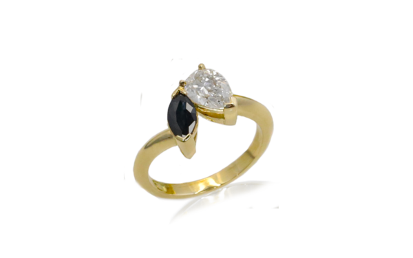 31197 pear diamond sapphire marquise