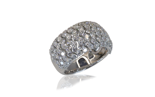 30818 large claw set diamond band